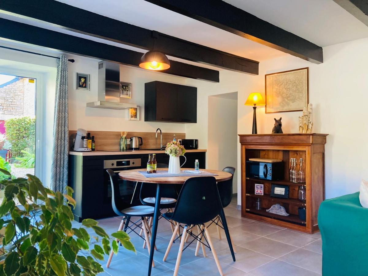 Charmante Petite Maison Renovee Quistinic Buitenkant foto